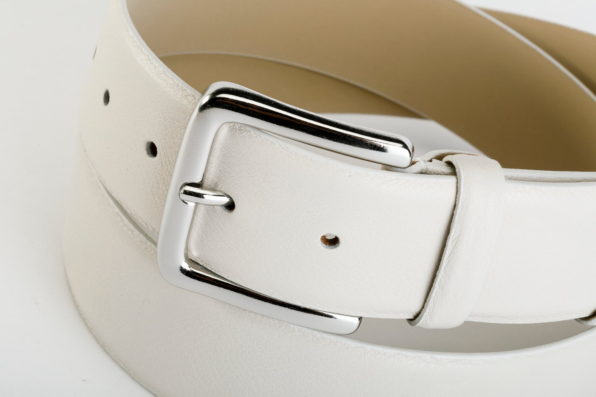 Cintura Unisex in Vera Pelle Pieno Fiore e Fodera Nabuk - CINTURA ESSENTIAL COLOR by TAFTIK - Fibbia cromata moderna ed elegante. In 6 Varianti Colore. Altezza cm.4