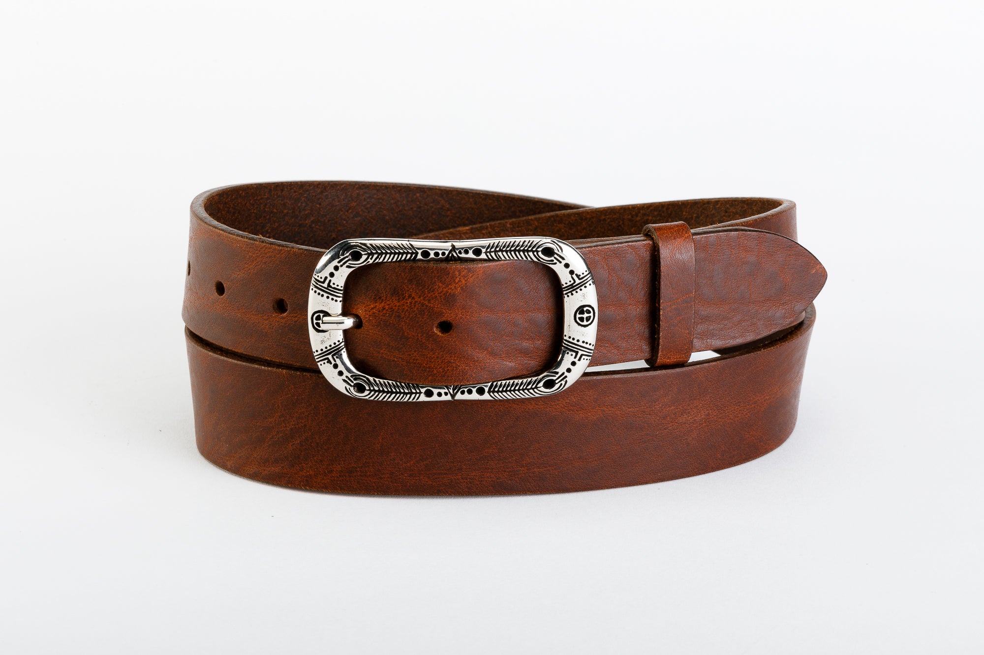 Cintura Unisex in Vero Cuoio - CINTURA DAKOTA by TAFTIK – Fibbia in Palladio Ipoallergenica, Dettagli Etnici ed Eleganza. In 2 Varianti Colore. Altezza cm.3,5