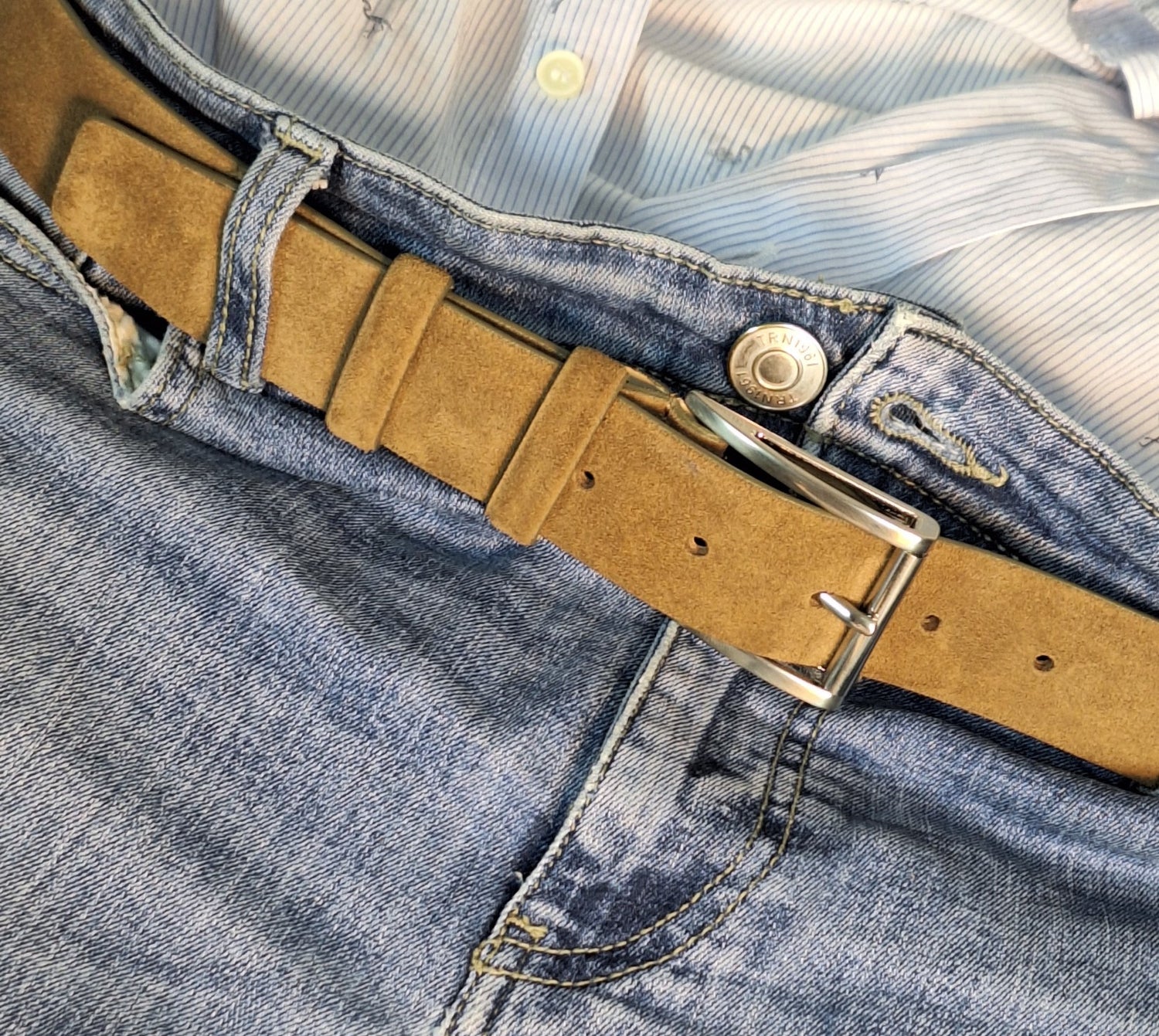 Cintura Uomo in Vera Pelle Primo Fiore e Fodera Nabuk - CINTURA DANDY by TAFTIK – Fibbia in Ottone con finitura Acciaio Satinato Ipoallergenica. Eleganza giovane e versatile in 3 Varianti Colore. Altezza cm.3,5.