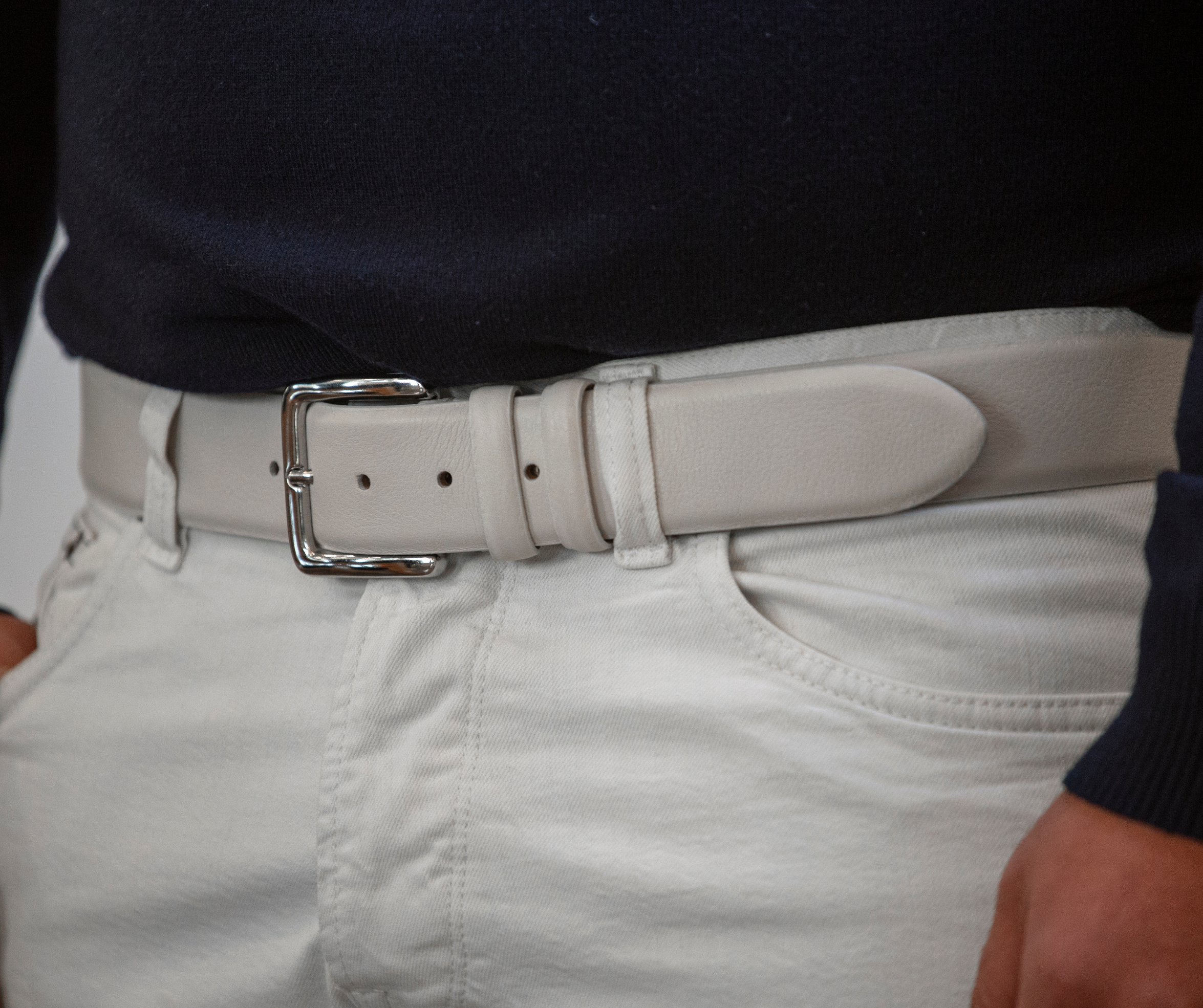 Cintura Unisex in Vera Pelle Pieno Fiore e Fodera Nabuk - CINTURA ESSENTIAL COLOR by TAFTIK - Fibbia cromata moderna ed elegante. In 6 Varianti Colore. Altezza cm.4