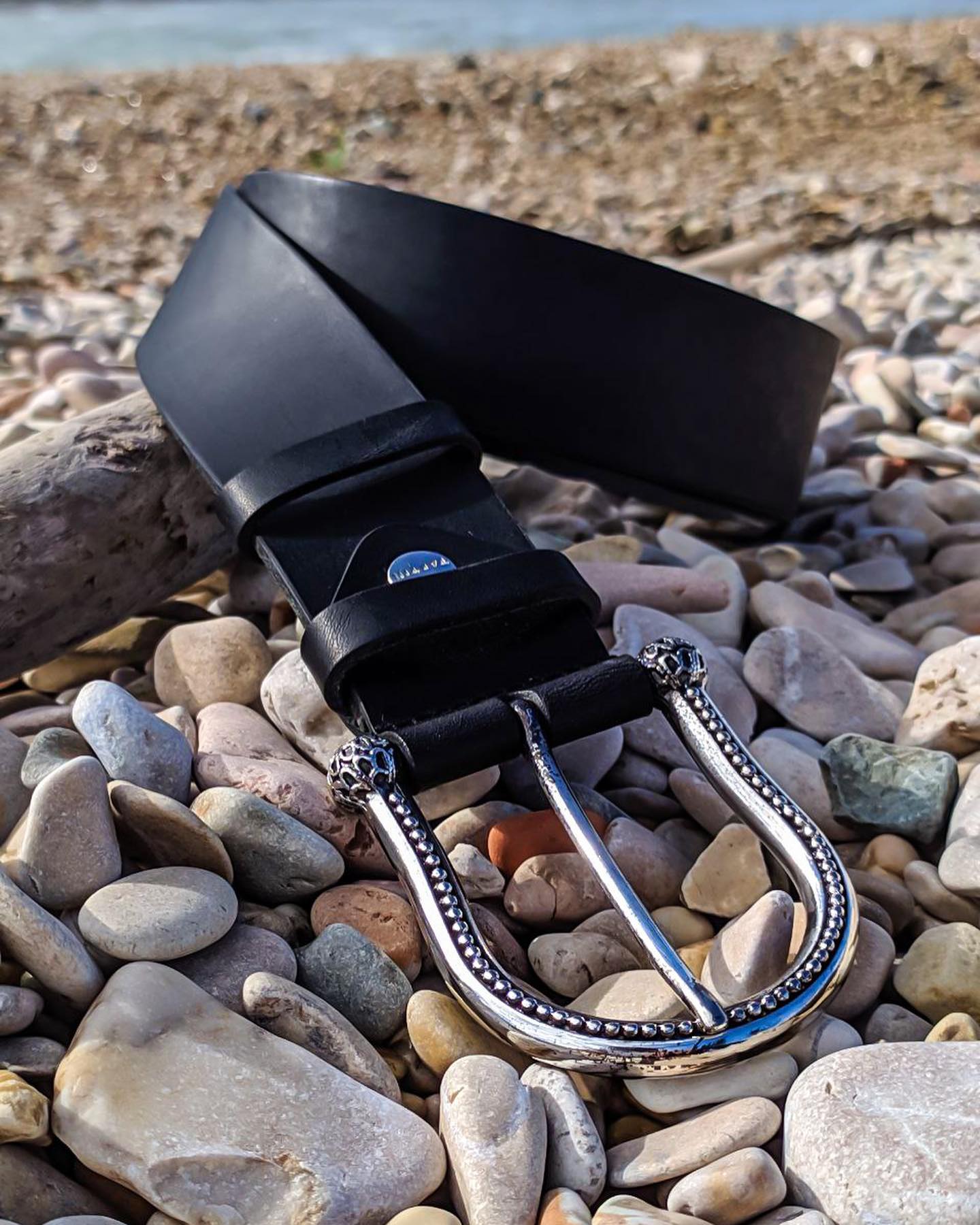 Cintura Unisex in Vero Cuoio Old England color nero - CINTURA SHANGRILA&